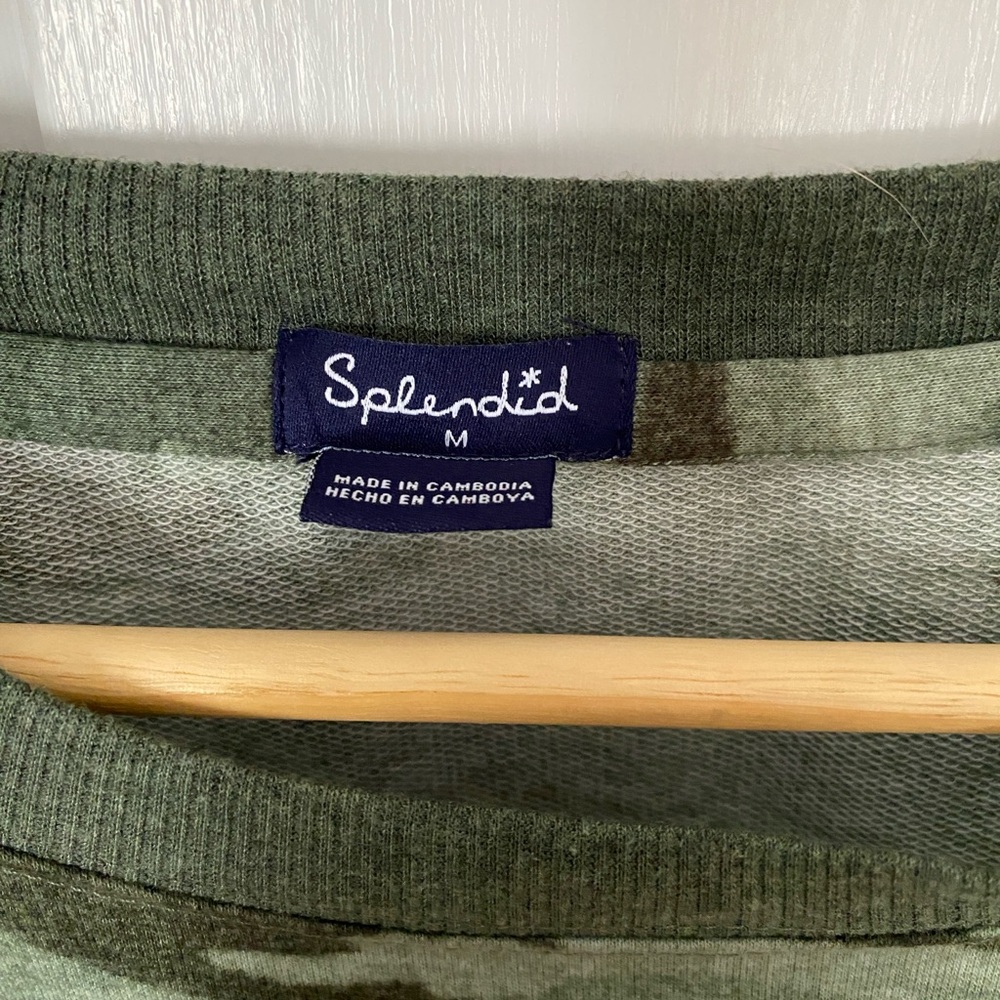 Camouflage Crew Neck Sweater - Medium - Picture 2 of 5
